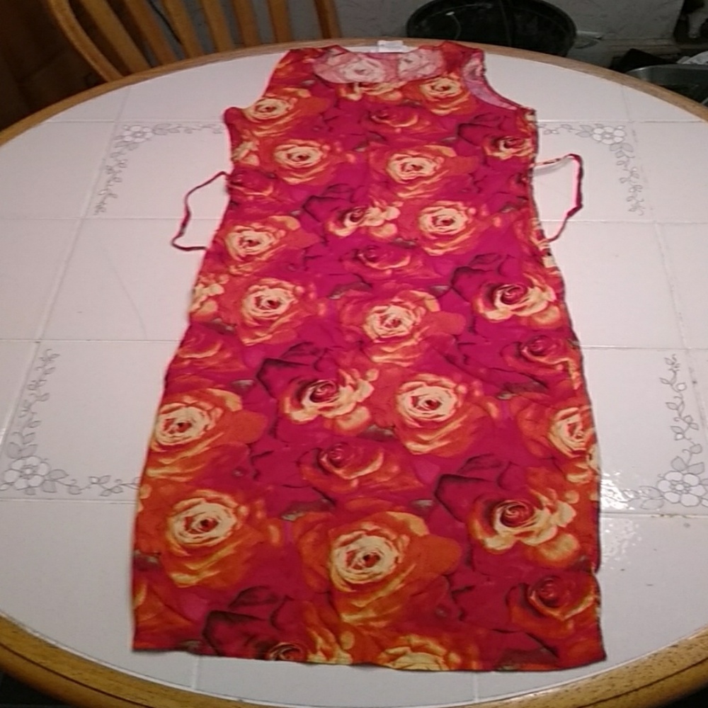 Size 12 Long floral dress by Simply Basic 46